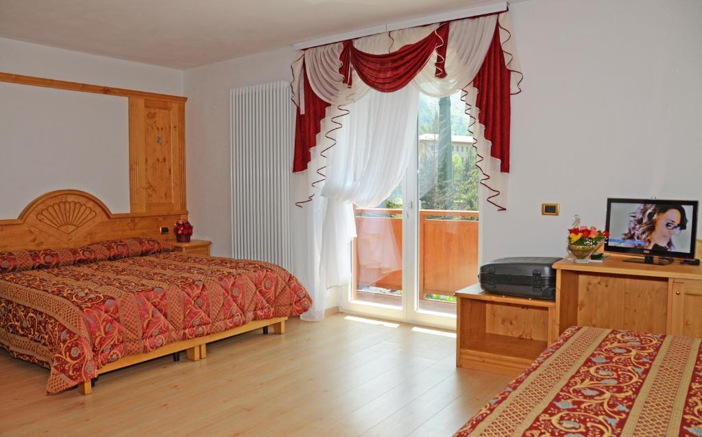 Hotel La Roccia Passo del Tonale Habitación foto