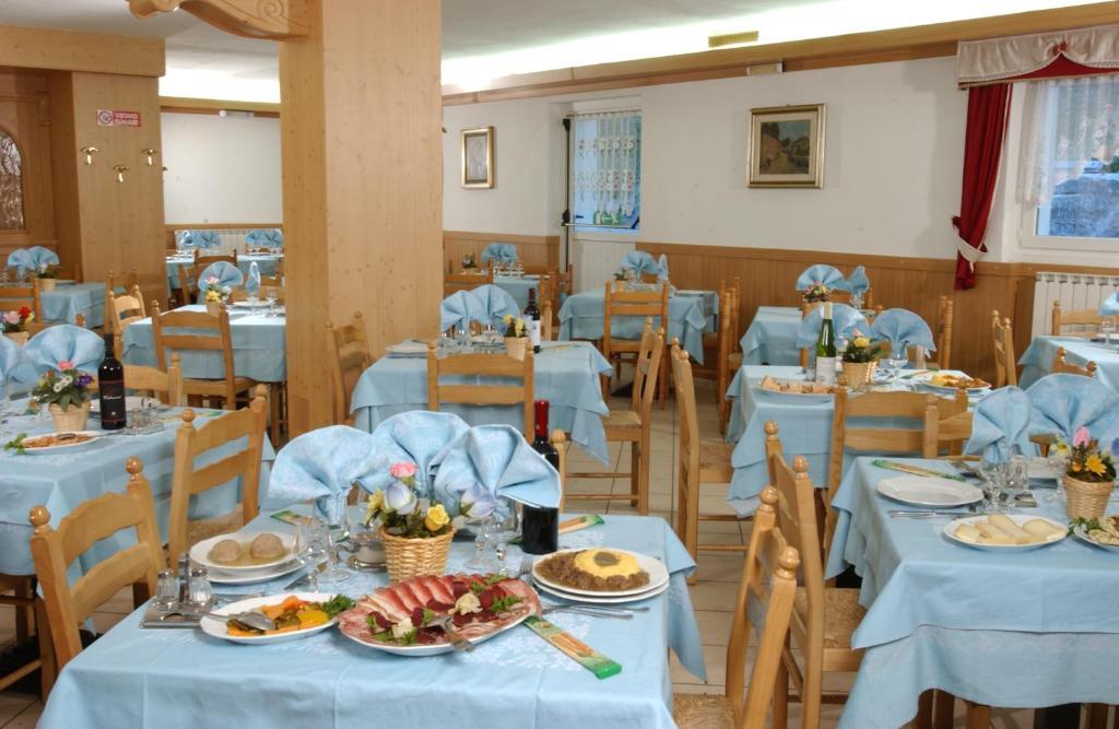 Hotel La Roccia Passo del Tonale Exterior foto